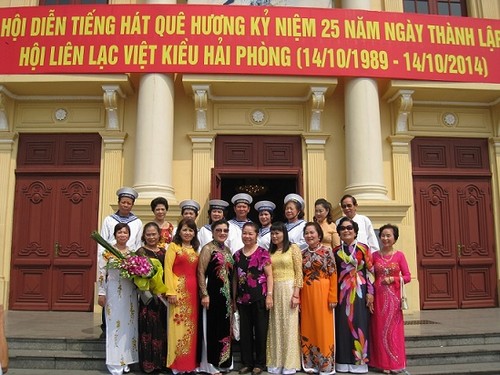 Kỷ niệm 25 năm thành lập Hội liên lạc Việt kiều Hải Phòng - ảnh 2